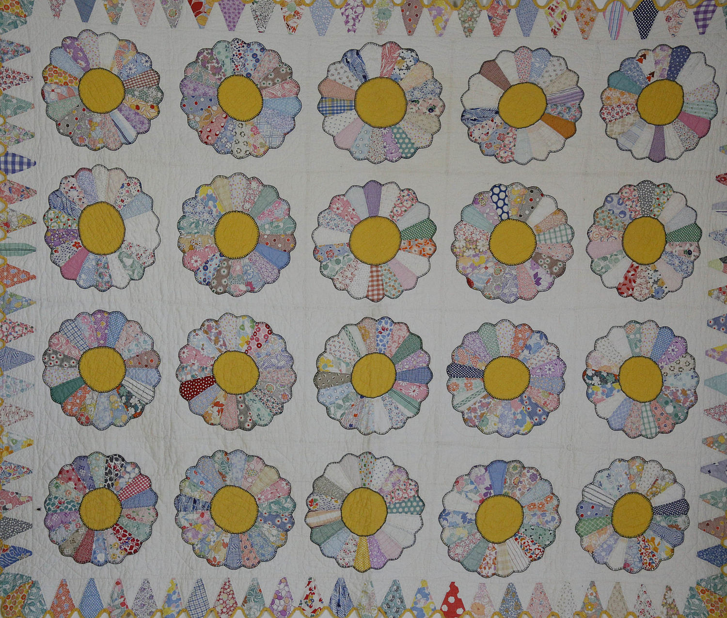Vintage Yellow And White Dresden Plates Quilt